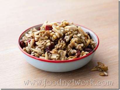 VF0302_Pumpkin-Seed-Dried-Cherry-Trail-Mix_s4x3.jpg.rend.sni12col.landscape